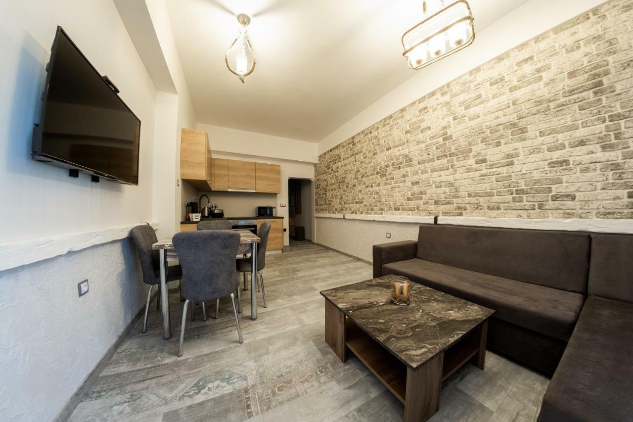 Sofia Downtown Life Apartment Bagian luar foto